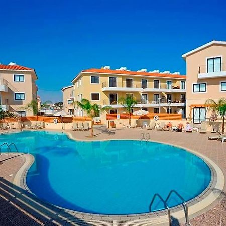 STAY Kyklades Resort&Spa Paralimni Eksteriør billede